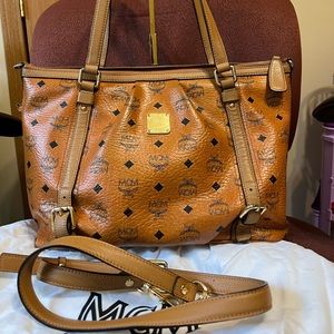 McM Authentic Mm size